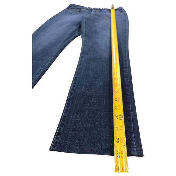 Levis Wom Sz 10 Classic Straight Leg Denim Jeans Classic Staple Capsule Wardrobe - Picture 3 of 11